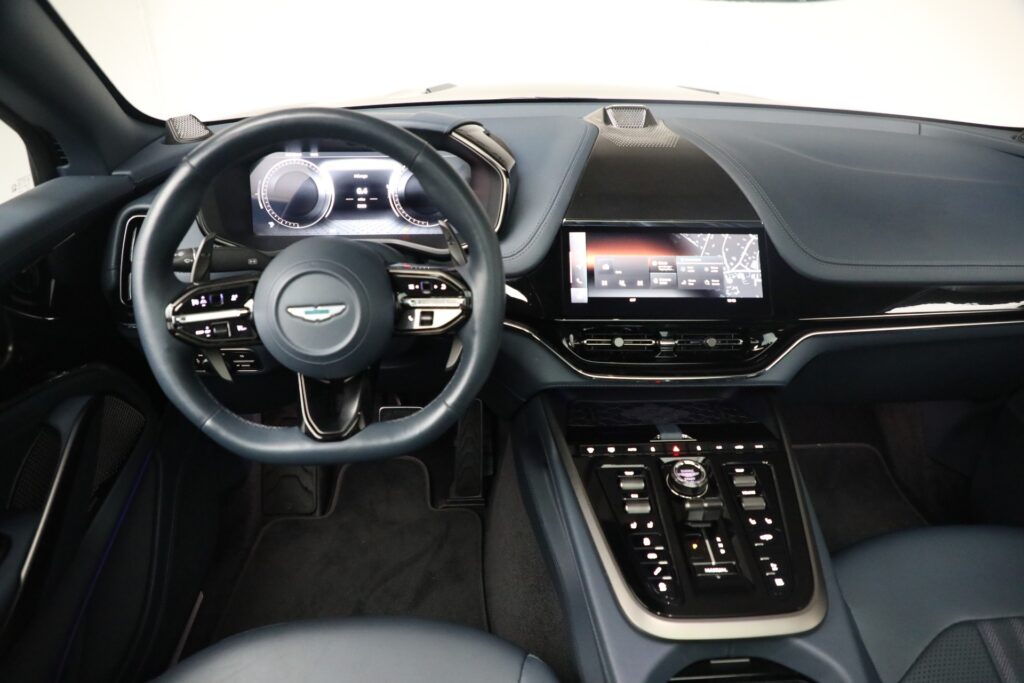 Aston Martin DBX707 Interior 6