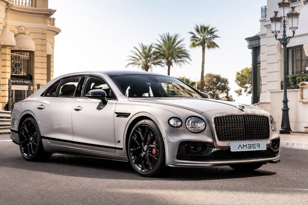 BentleyFlyingSpur-FrontQuarter2