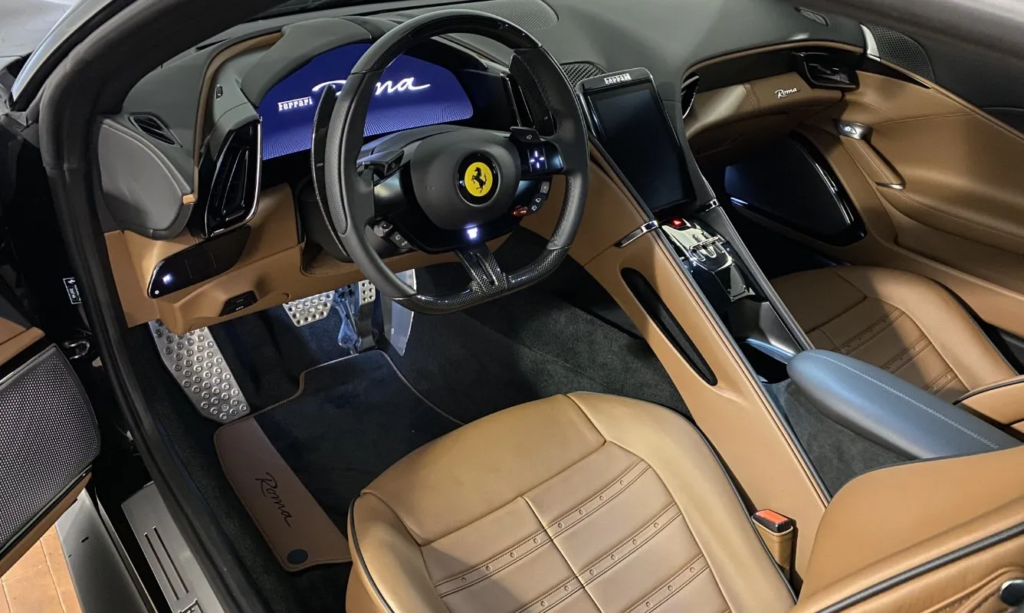 FERRARI-ROMA-INTERNI