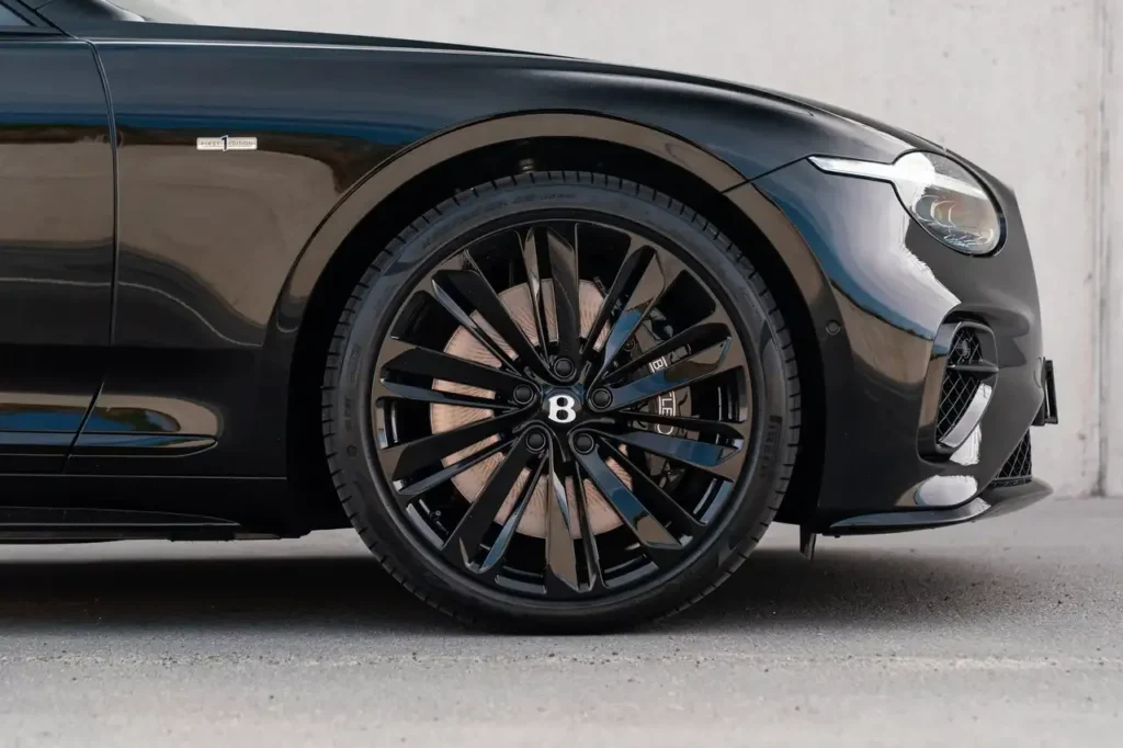 Bentley GTC 2025 Black Side 2