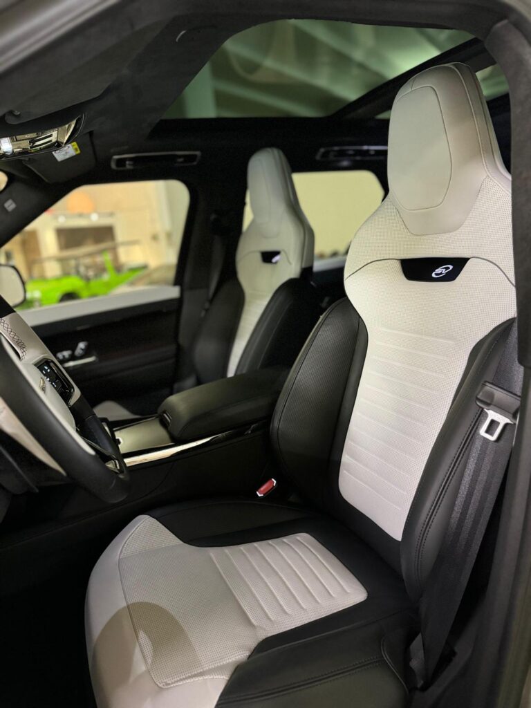Range Rover Sport SV Interior 1