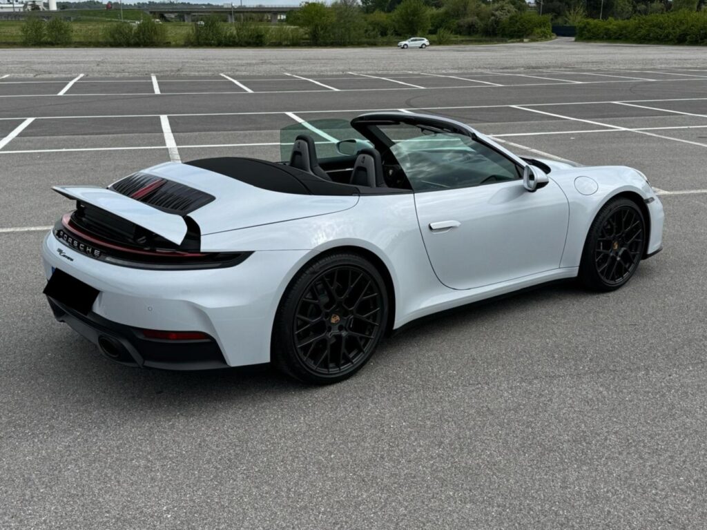 Porsche 911 Carrera Cabriolet 992.2 Rear