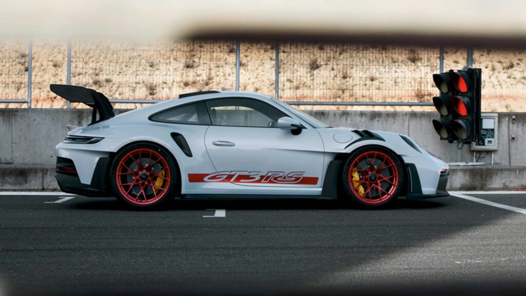 Porsche 911 GT3 RS Side