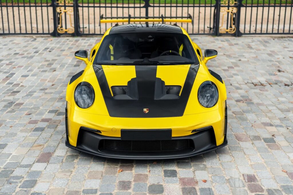 imgi_63_Porsche-992-GT3-RS-Yellow-Front-2
