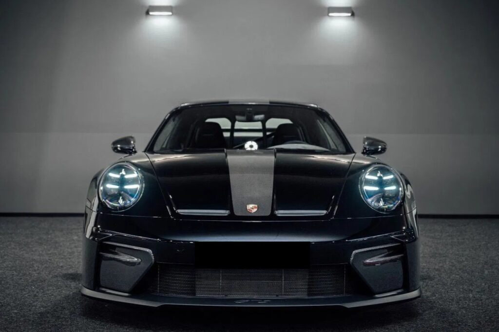 Porsche GT3 992.2 Black Front 2
